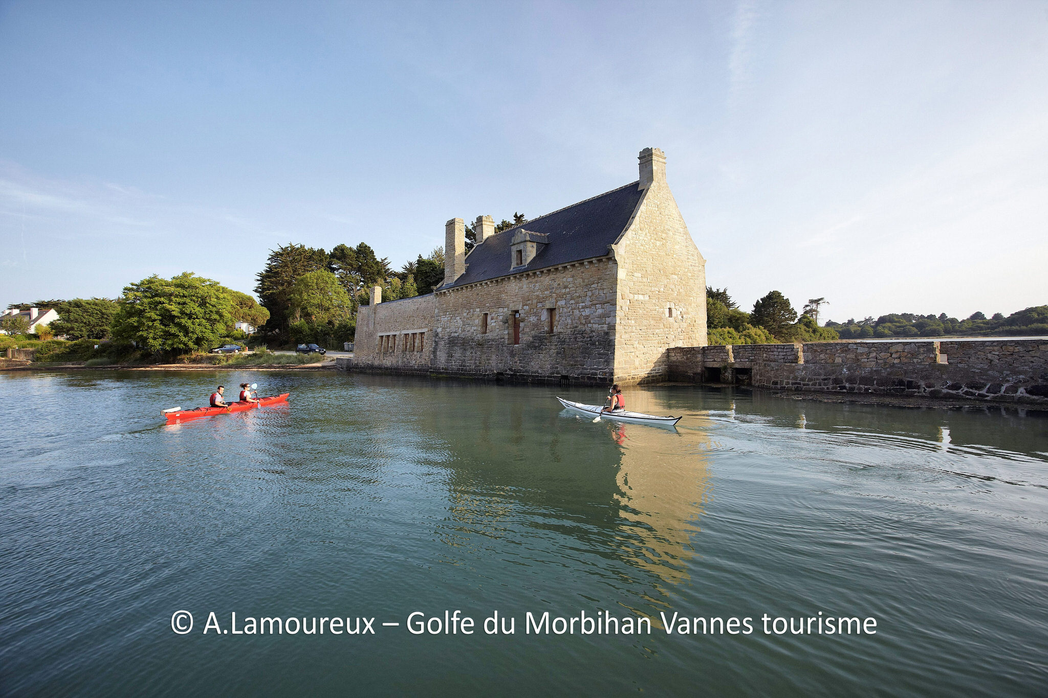 Hôtel La Pierre Bleue